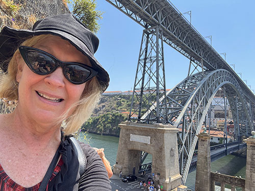 Juliana Starr at Dom Luis 1 Bridge