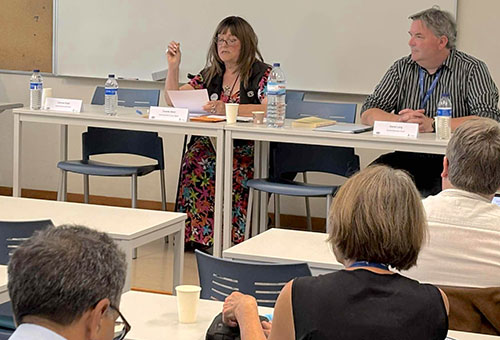From left: Chantal Morel and Daniel Long with their session audience