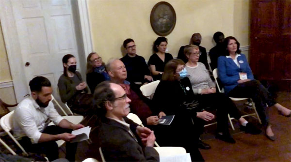 Audience for the poetry reading « Inspiration Zola, » performed by Anna Gural-Migdal